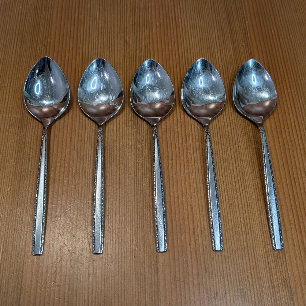 Lot of 5 Oneida Community VIA ROMA Stainless Steel 6.75" Oval Soup Spoon Set GUC